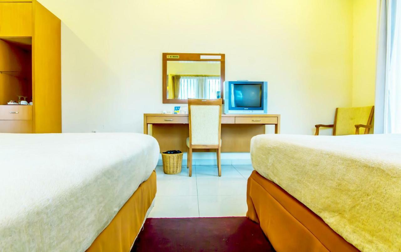 למבאנג Puri Bernadi Guest House מראה חיצוני תמונה